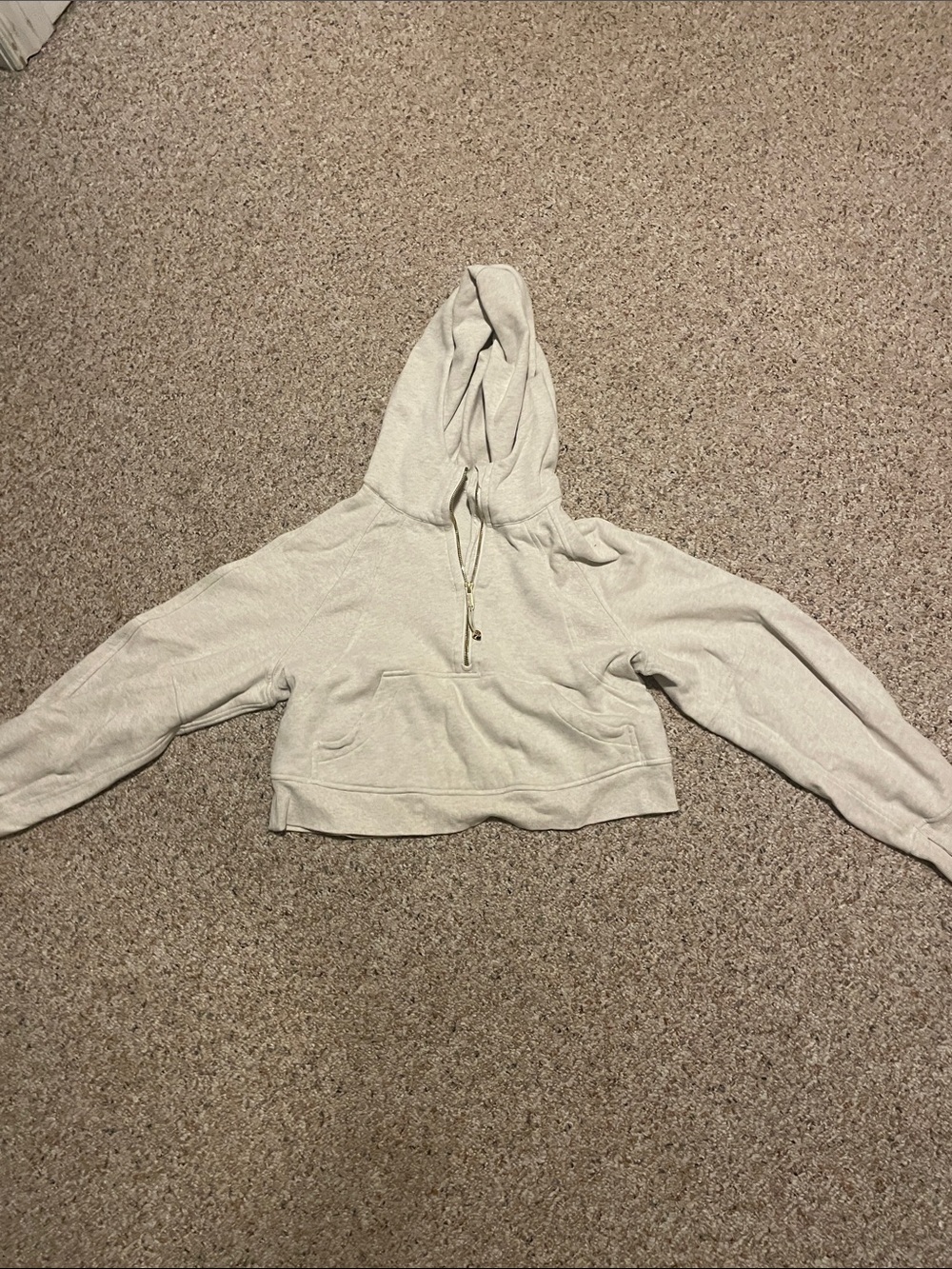 Cropped Half‑Zip Hoodie Sweater in Light Cream